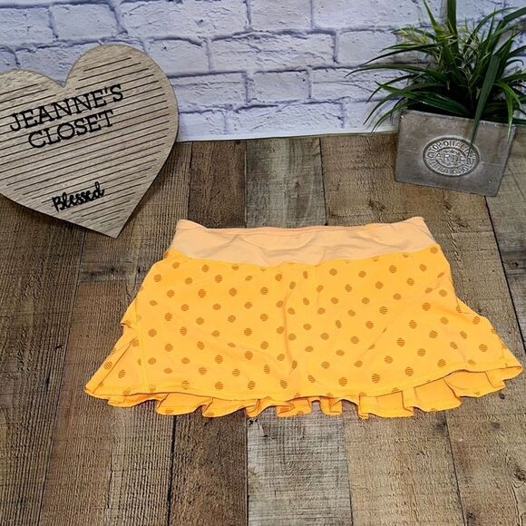Lululemon Run: Pace Setter Skirt (Regular) *4-way Stretch creamsicle dot - Picture 3 of 13
